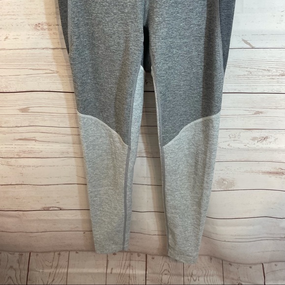 Outdoor Voices Tri Tone gray leggings - Picture 3 of 6